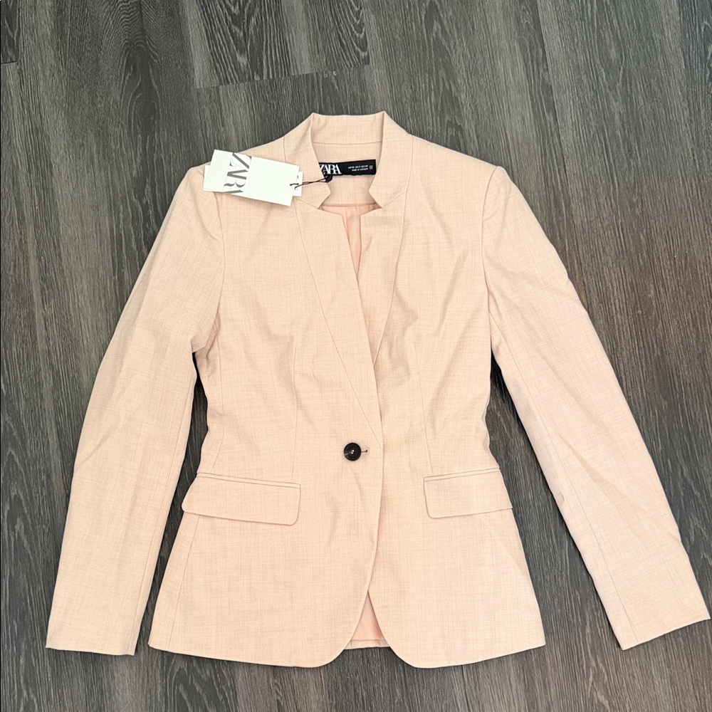 Zara Women's Blush Pink Blazer